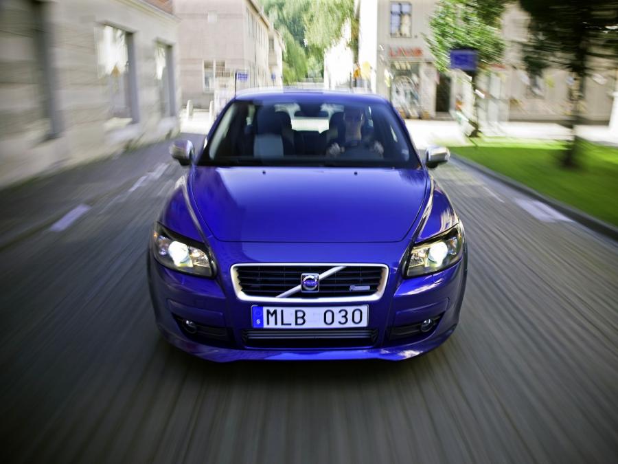  Volvo C30 R-Design 2008 года  (фото 18 из 26)
